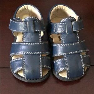 See Kai run blue sandals, size 4